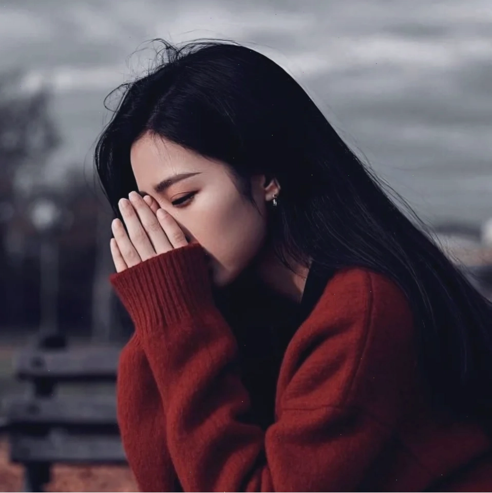 ảnh cô đơn buồn con gái giọt mưa