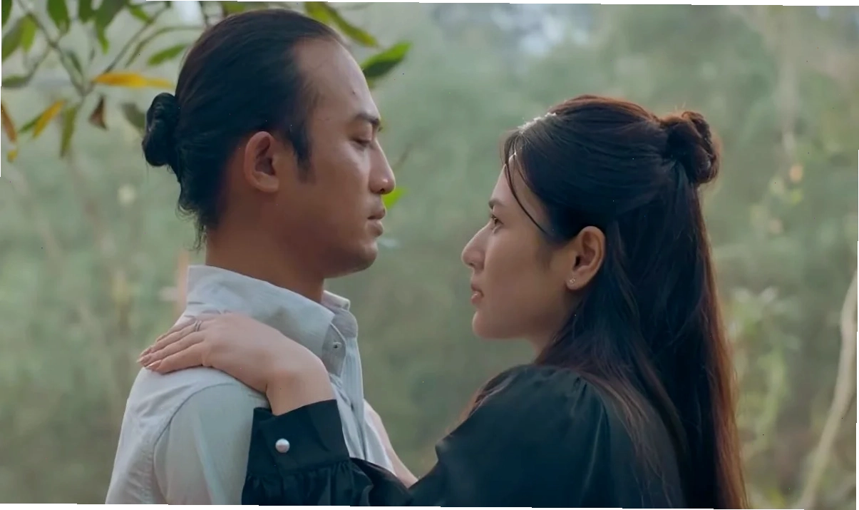 ảnh cô gái cô độc mang phong cách riêng