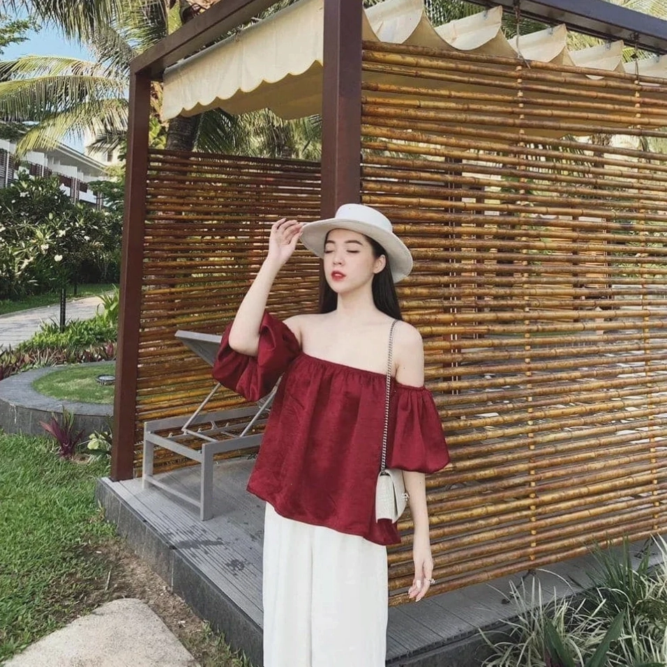 ảnh con gái mặc áo hở vai phong cách