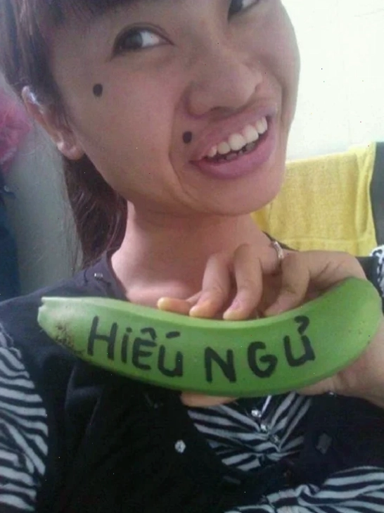 ảnh gái bựa trong sự kiện
