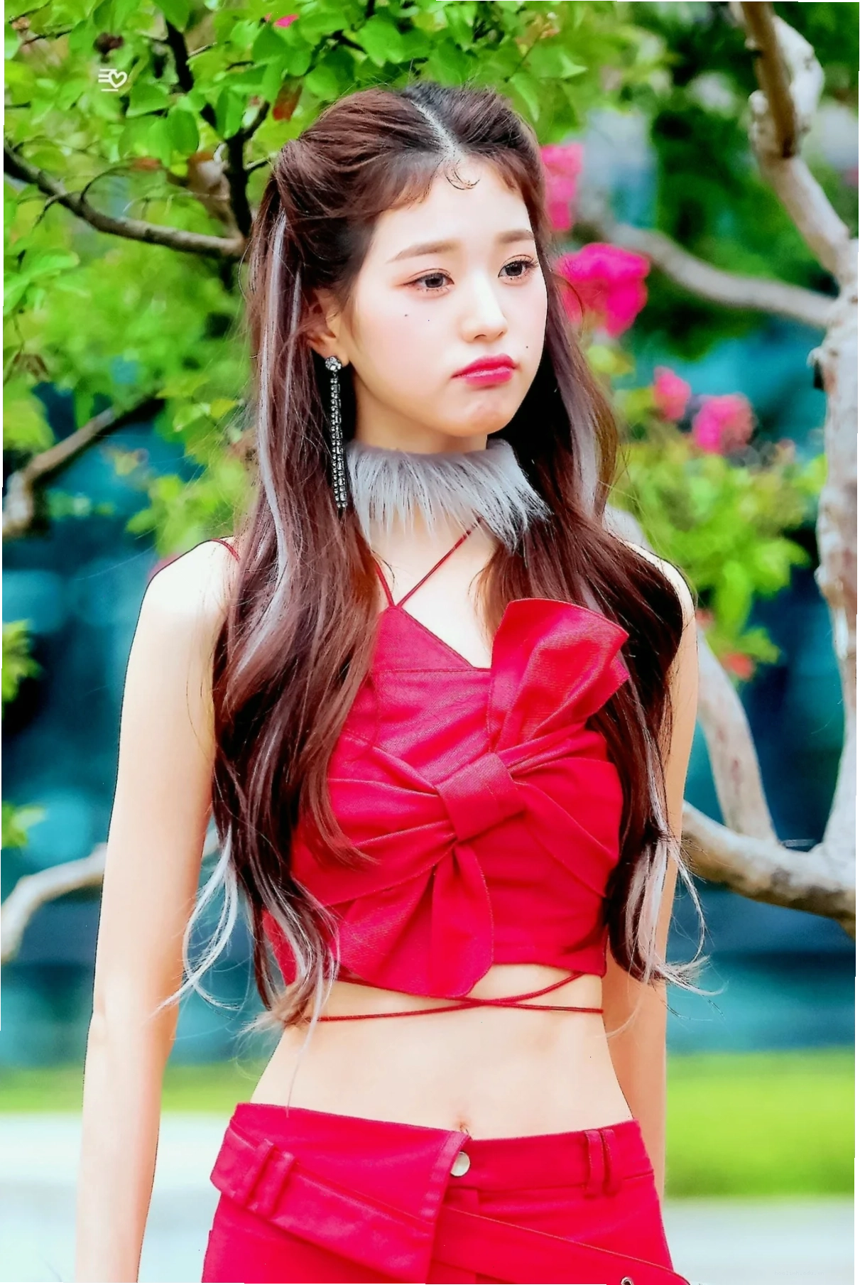 Ảnh gái mặc croptop ấn tượng