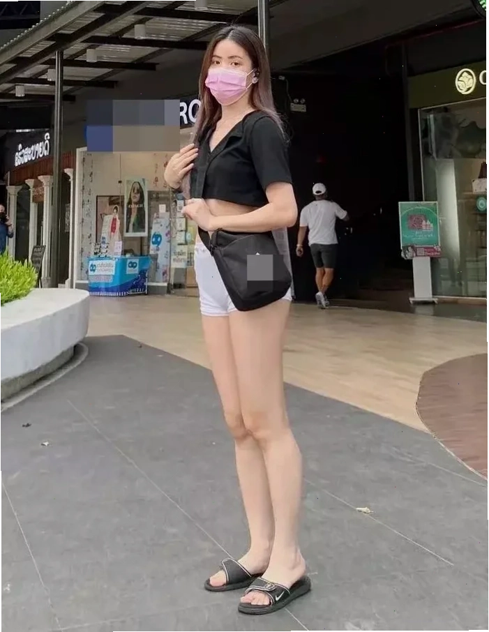 ảnh gái mặc quần short cuối