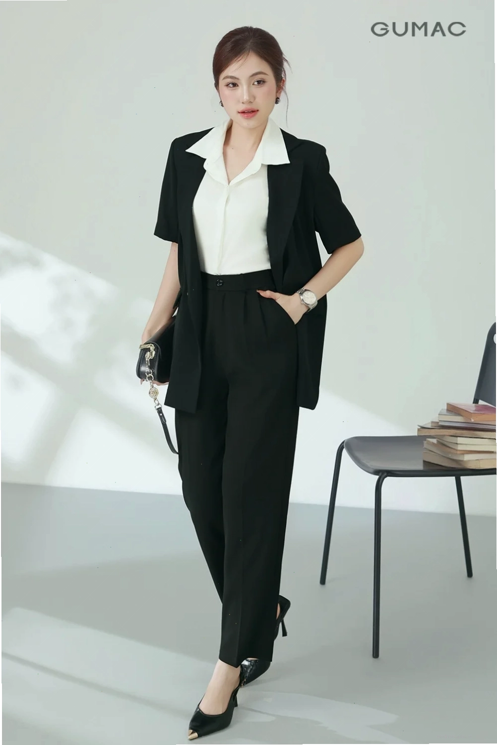 Ảnh gái mặc vest phong cách