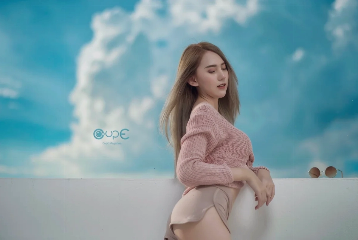 Gái xinh phụ kiện ảnh nền gái sexy đeo phụ kiện