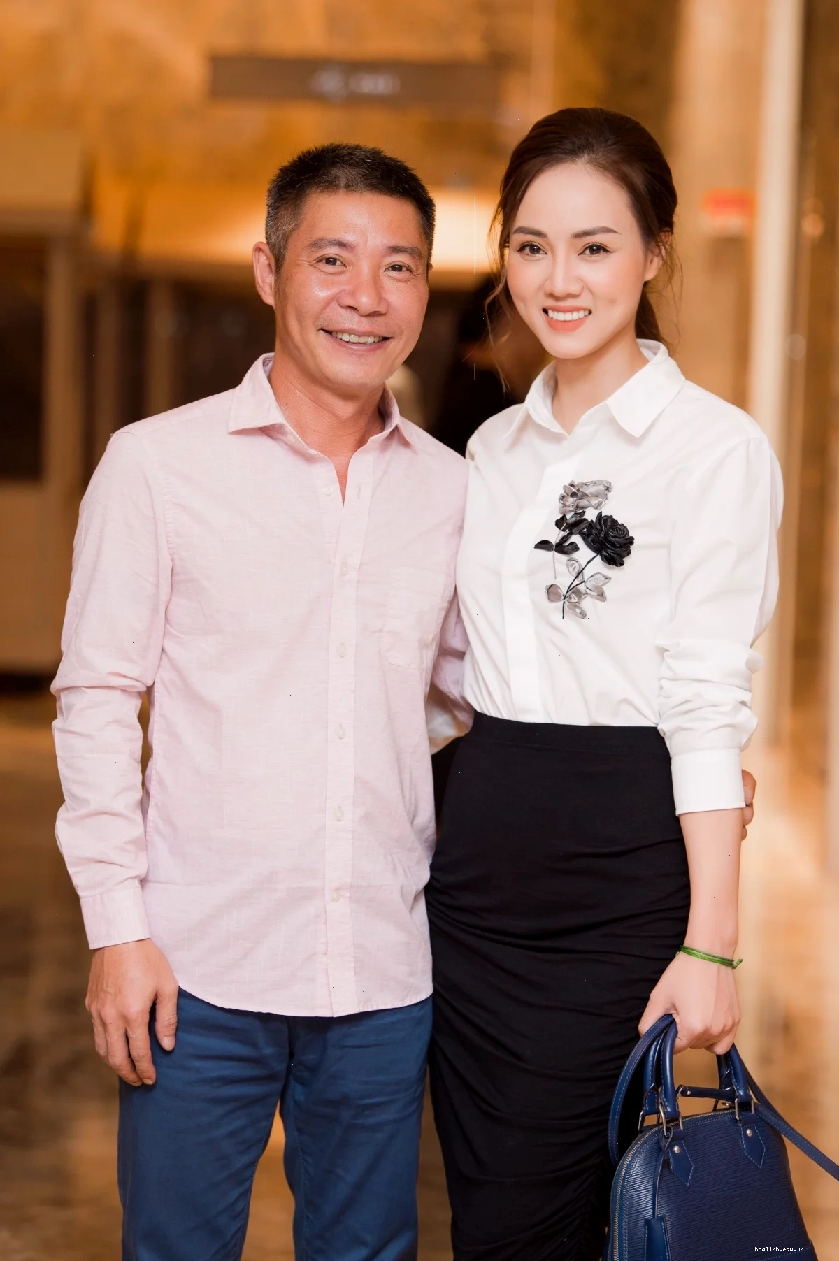 ảnh ôm gái cuốn hút