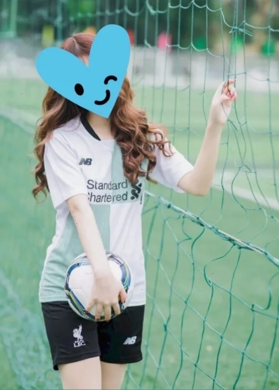 Áo bóng rổ phối cùng thắt lưng