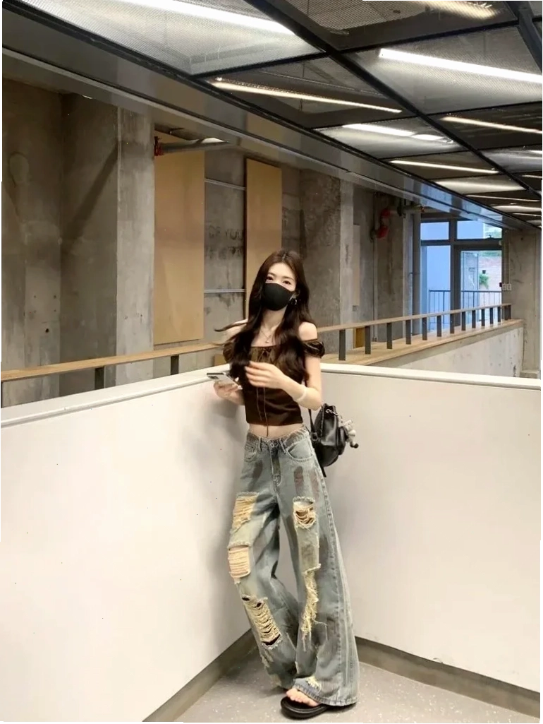 Áo dài bị móc rách