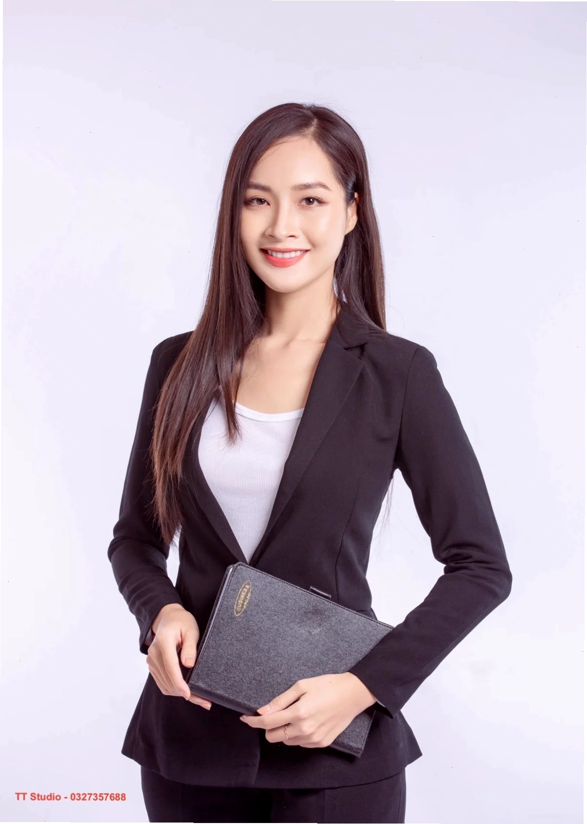 Bộ ảnh gái mặc vest công sở