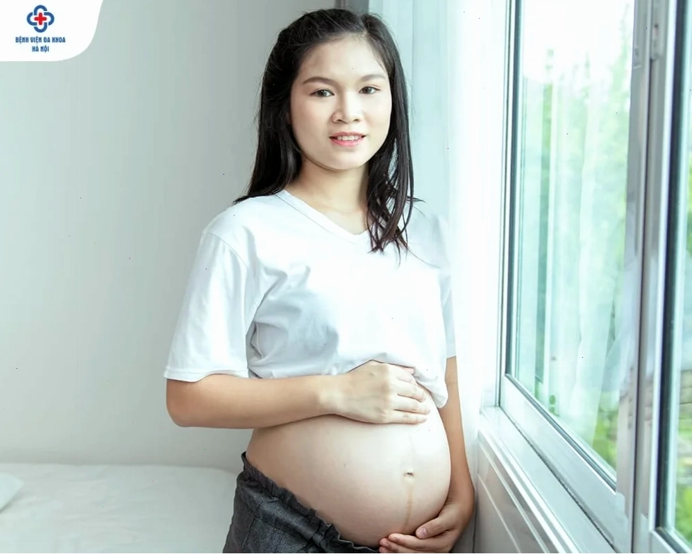 Bụng bầu nhọn phía trước bụng bầu to là con trai hay gái