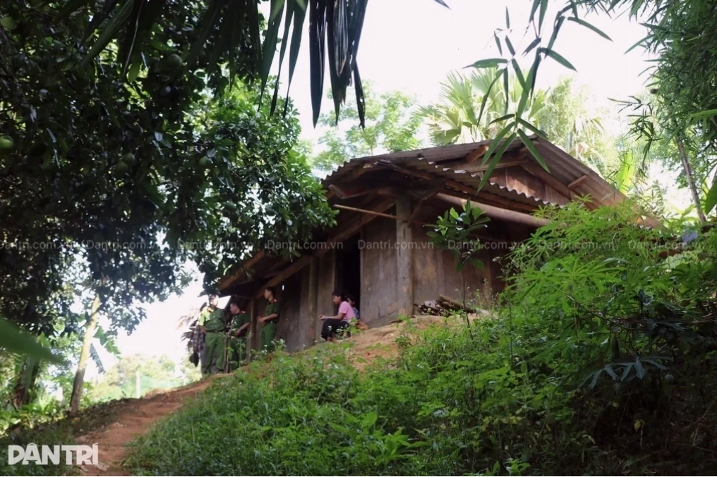 Chia sẻ đam mê gái già mông to