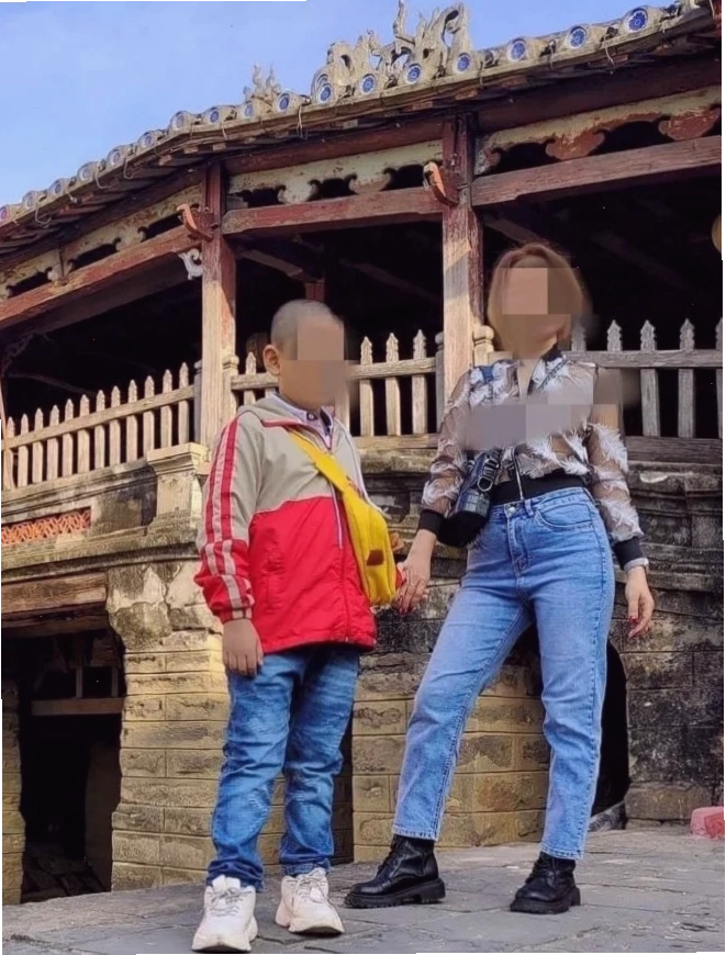 cô gái ăn mặc phản cảm ở hội an và các video trên youtube