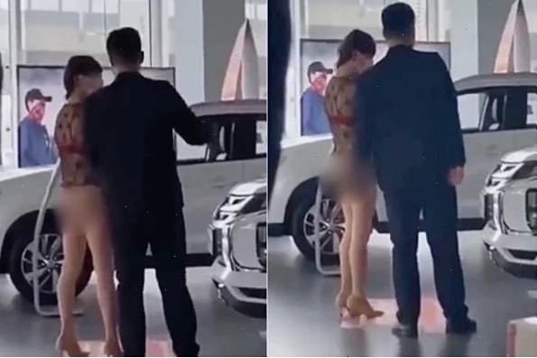 cô gái không mặc quần áo đi xe máy bị văng khỏi ô tô