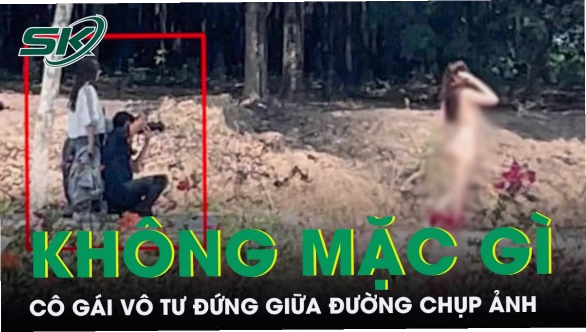 Cô gái không mặc quần ra đường với trang phục độc đáo