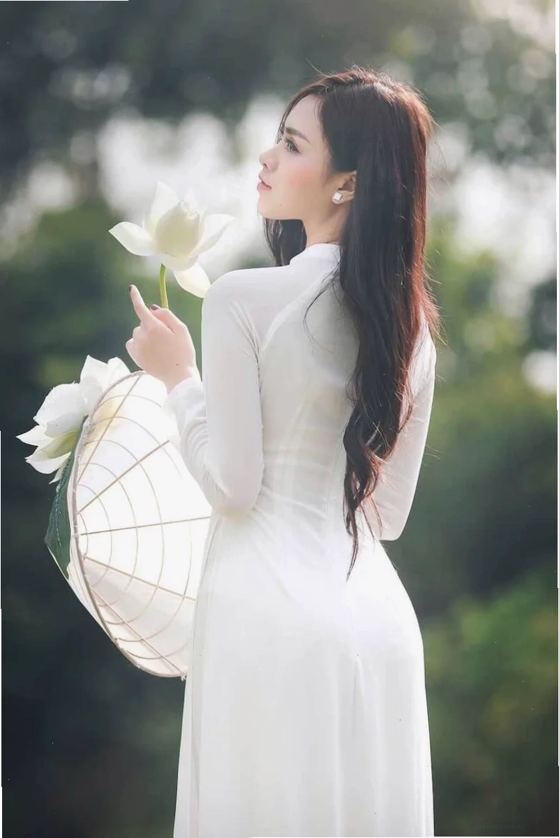 cô gái mặc áo dài png đẹp