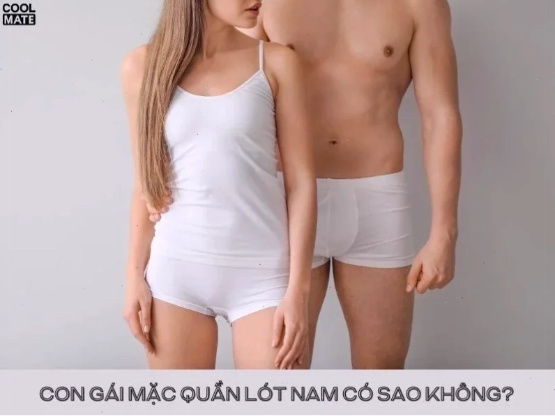 Cô gái mặc quần xì líp sang trọng