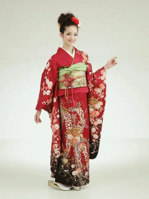 Kimono tại đền thờ cô gái nhật bản mặc kimono đi chùa