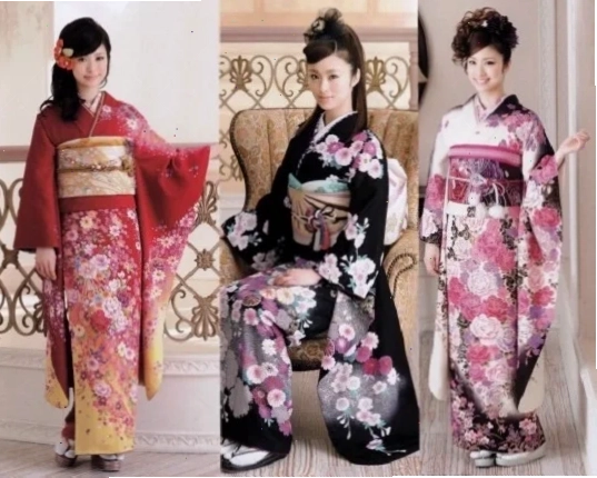 Kimono dưới ánh mặt trời cô gái nhật bản mặc kimono đứng dưới nắng