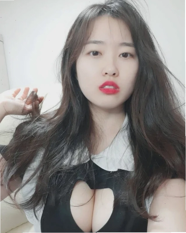 Cô gái trẻ trung