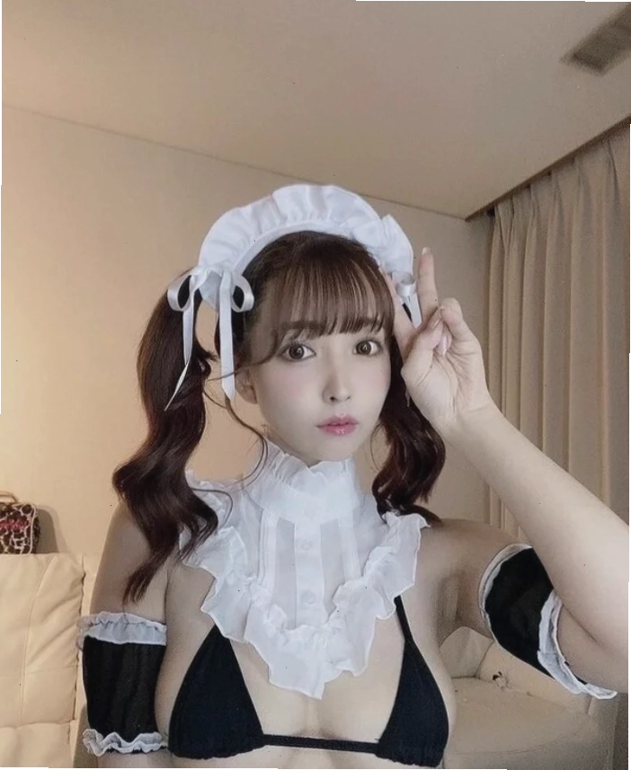 cô hầu gái sexy tri thức cô hầu gái sexy bên cạnh giá sách