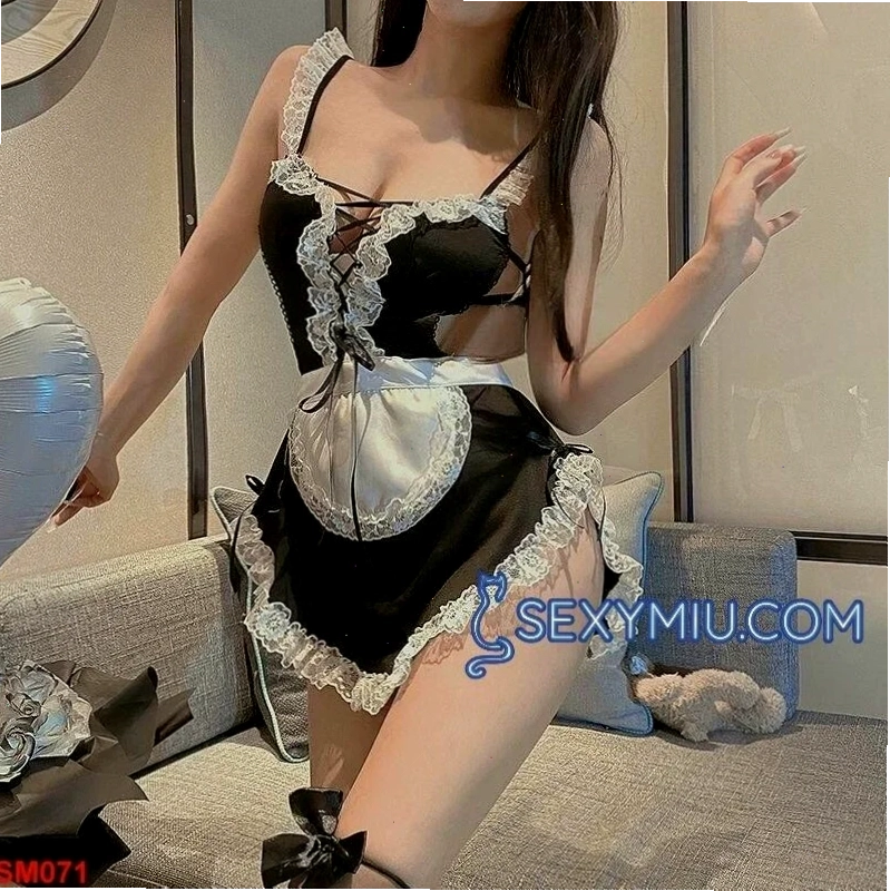 cô hầu gái sexy làm việc cô hầu gái sexy đang dọn dẹp