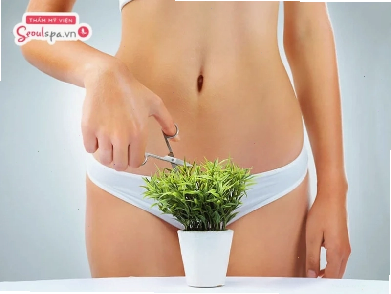 con gái có mu to dạo phố