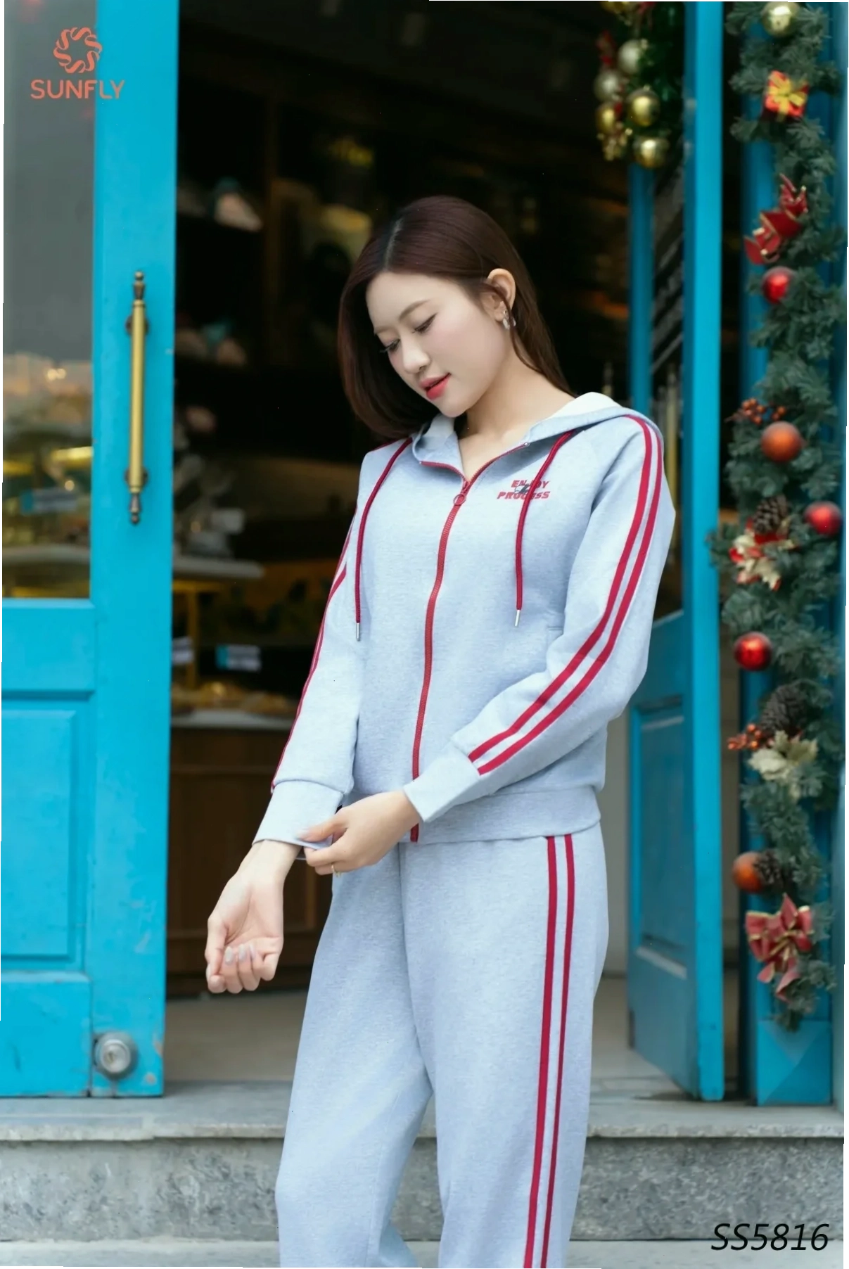 con gái có mu to mơ mộng