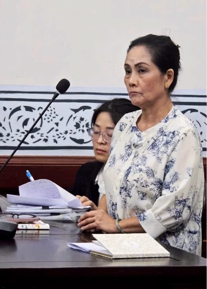 Sự nghiệp vững chắc con gái hông to