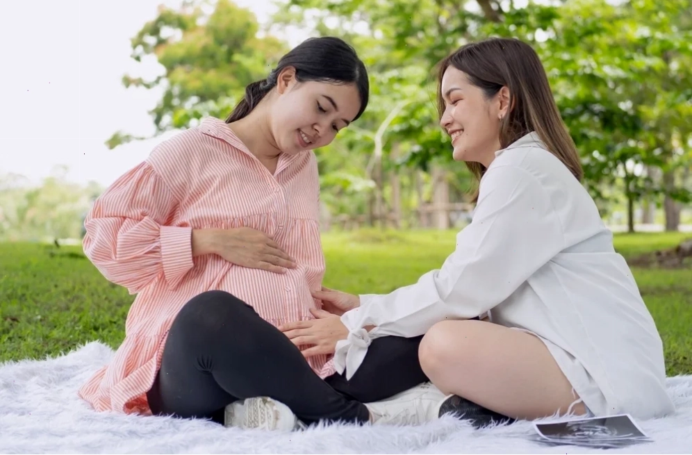 Sự nghiệp vững vàng con gái hông to