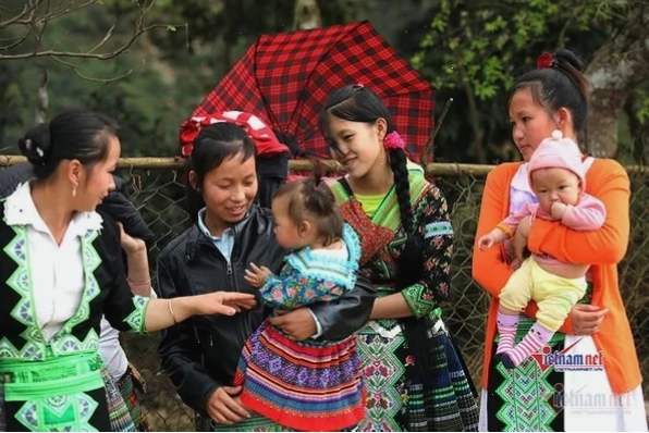 Gia đình là số một con gái hông to