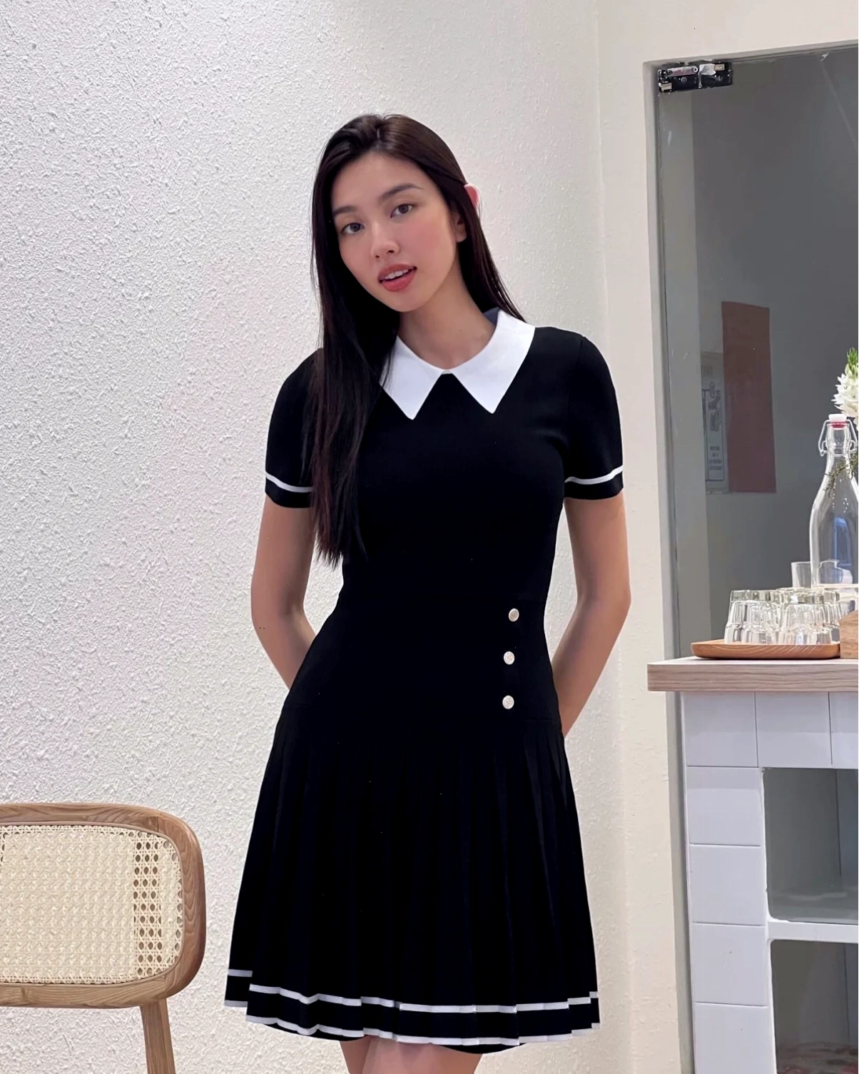 con gái mặc đồ ngầu với áo blazer
