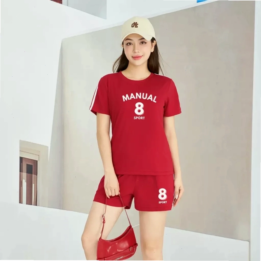 Outfit chuyên nghiệp Con gái mặc quần áo thể thao chuyên nghiệp