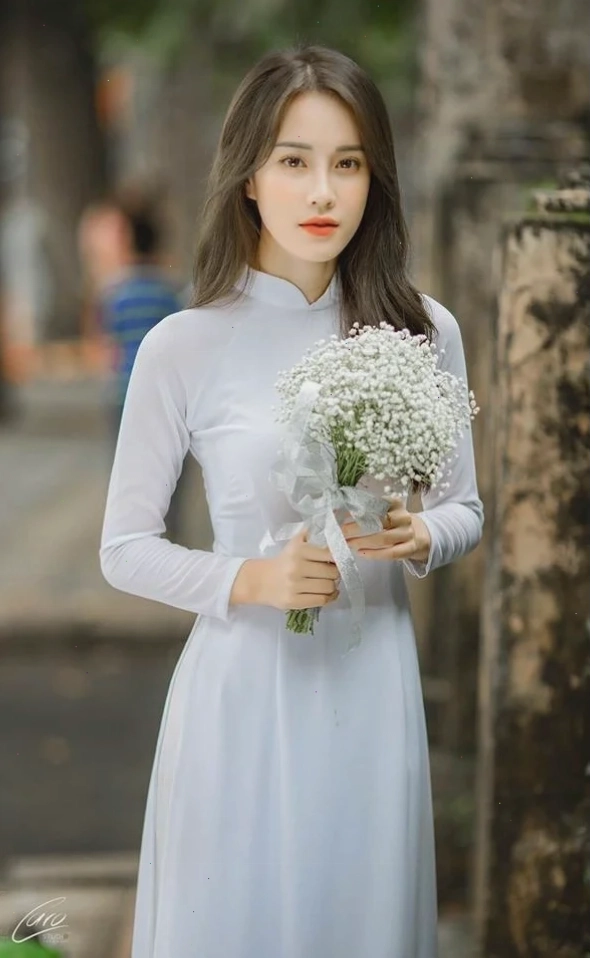 em gái mặc áo dài Meichan