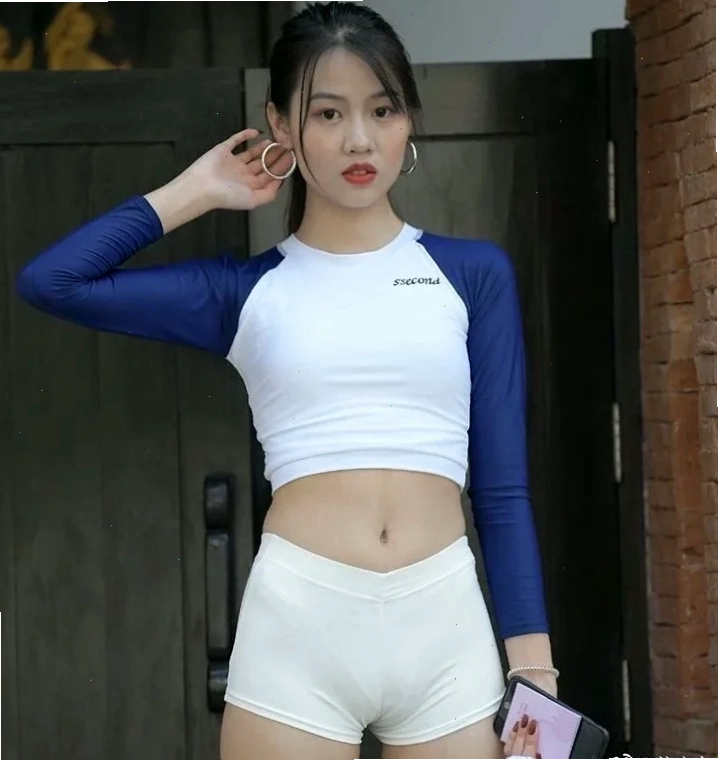 em gái mu to gợi cảm