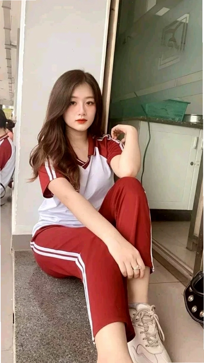 em gái múp dịu dàng