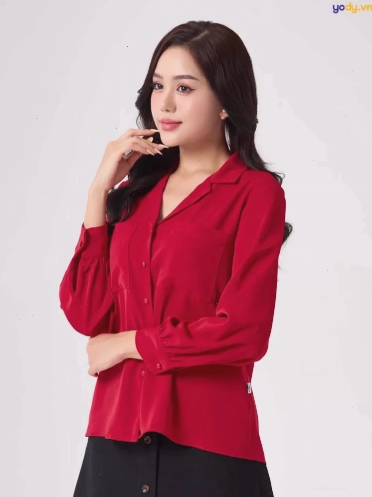 em là cô gái mặc đầm đỏ đi tiệc