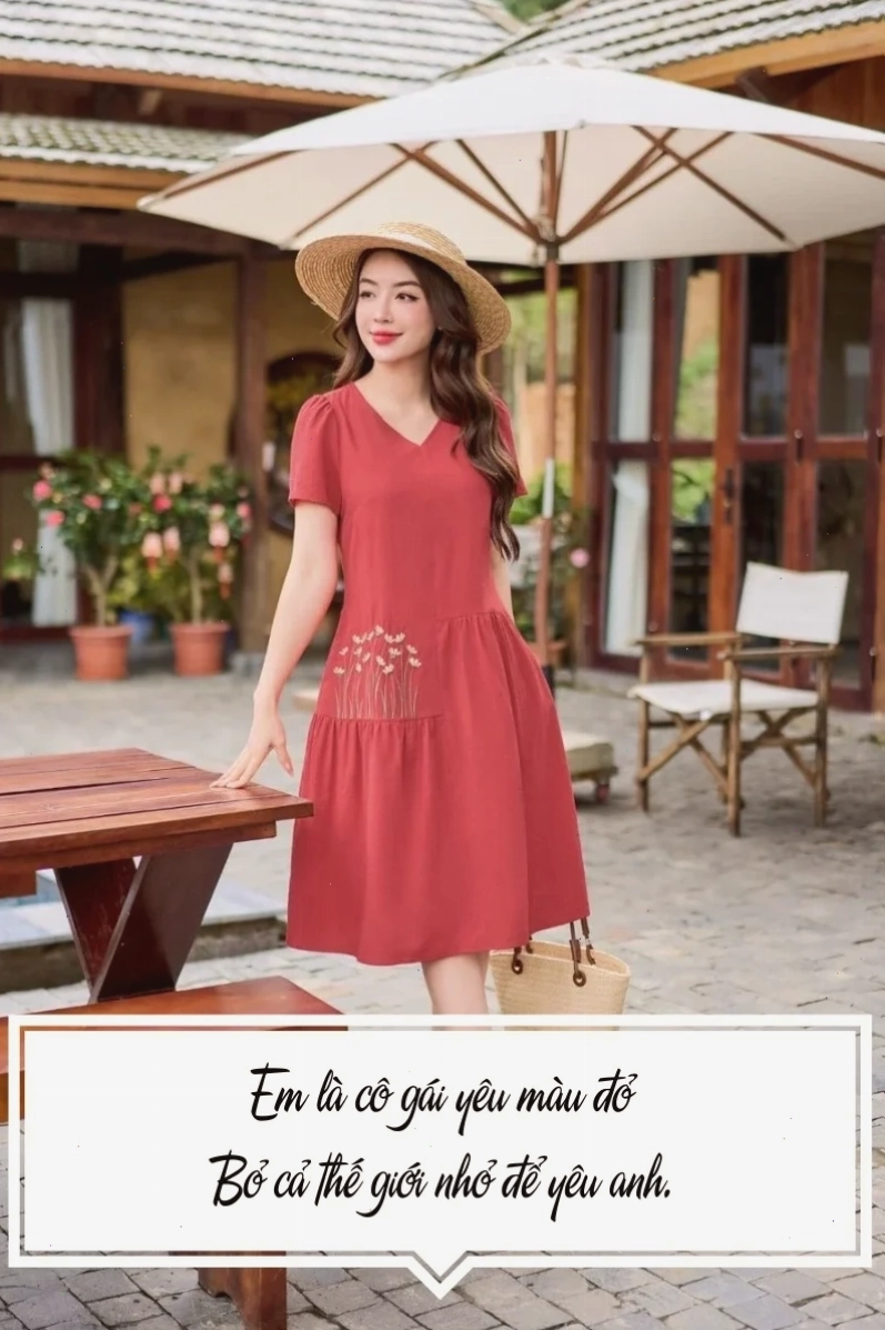 em là cô gái mặc đầm đỏ kết hợp giày cao gót