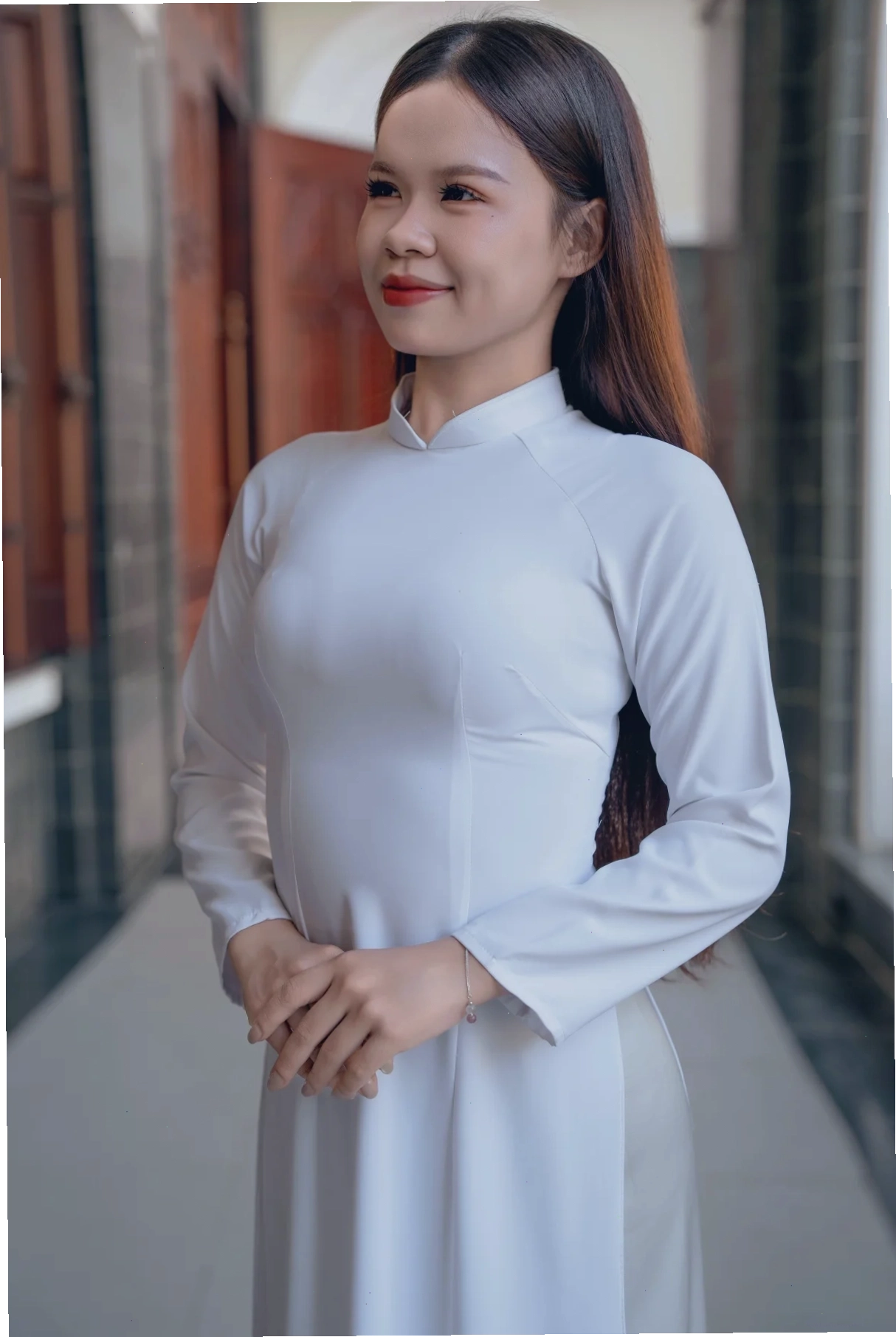 em là cô gái mặc váy trắng hoàn hảo