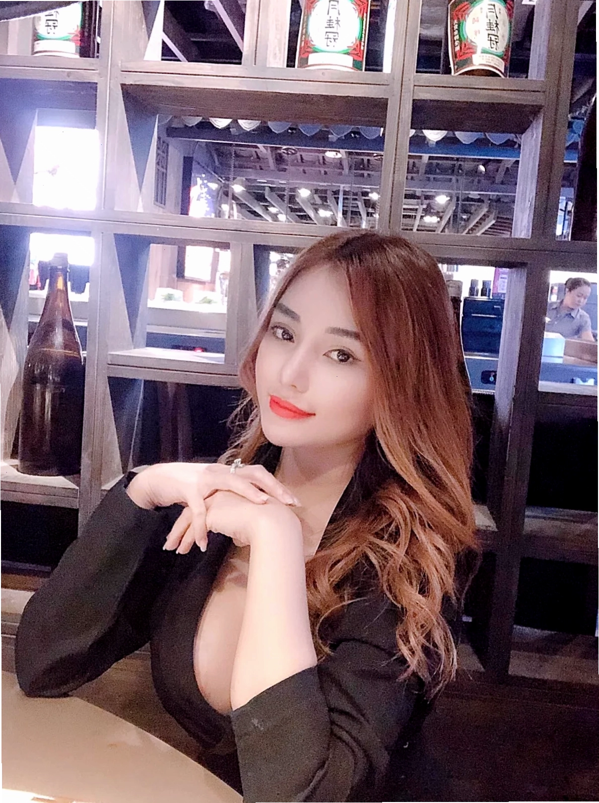 Gái 2k sexy kinh doanh online