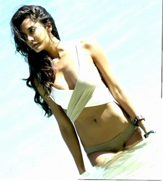 gái ấn độ bikini sang chảnh