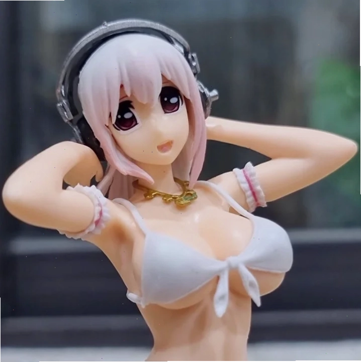 gái anime mặc bikini rạng rỡ