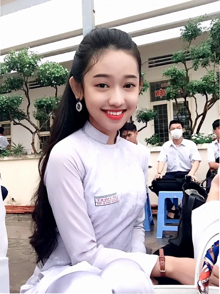 gái cấp 3 sexy ấn tượng
