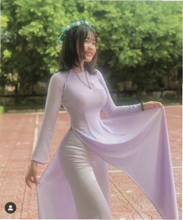 gái cấp 3 sexy bảo vệ