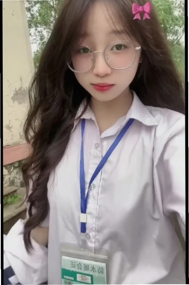 gái cấp 3 sexy lưu bút