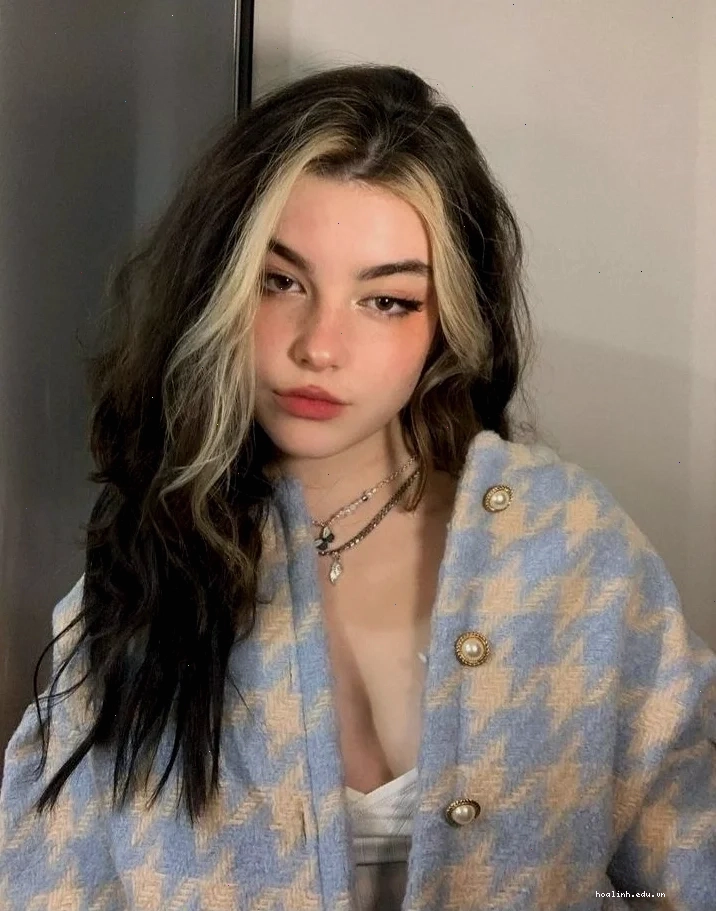 gái châu âu sexy đời thường