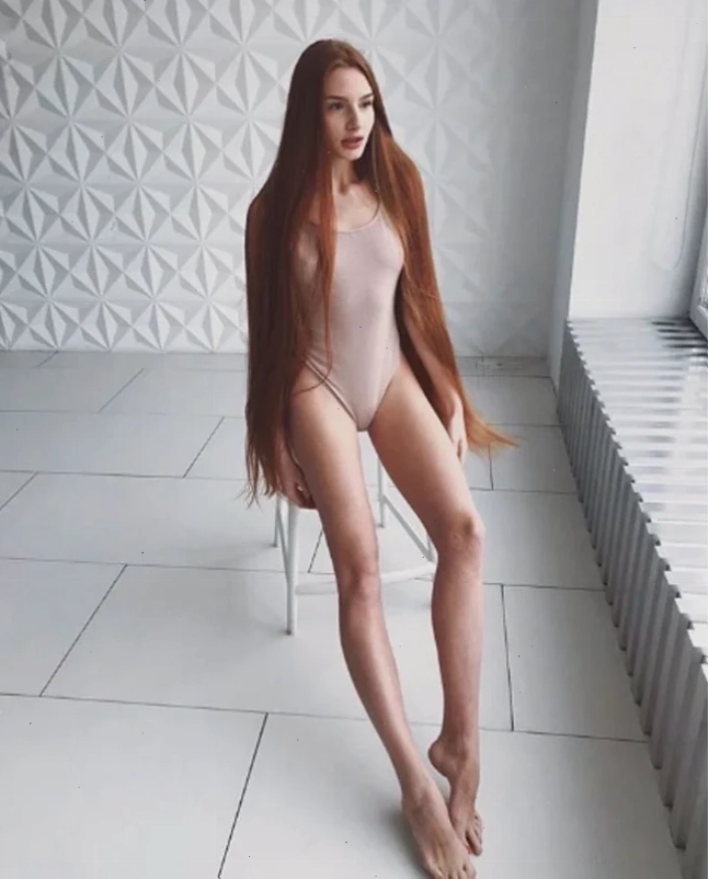 gái châu âu sexy tại sự kiện