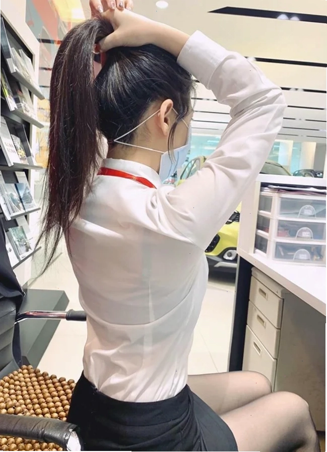 gái công sở sexy kín đáo