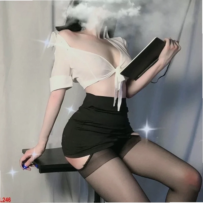 gái công sở sexy vòng eo