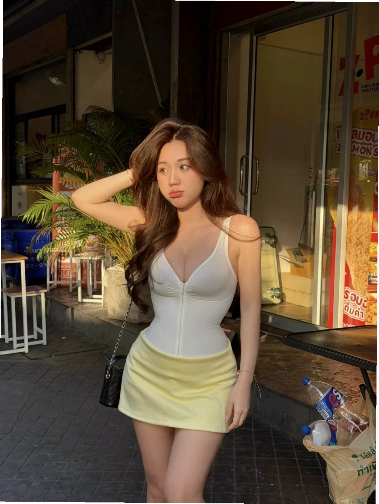 gái đẹp hàng to Gái đẹp hàng to sang trọng