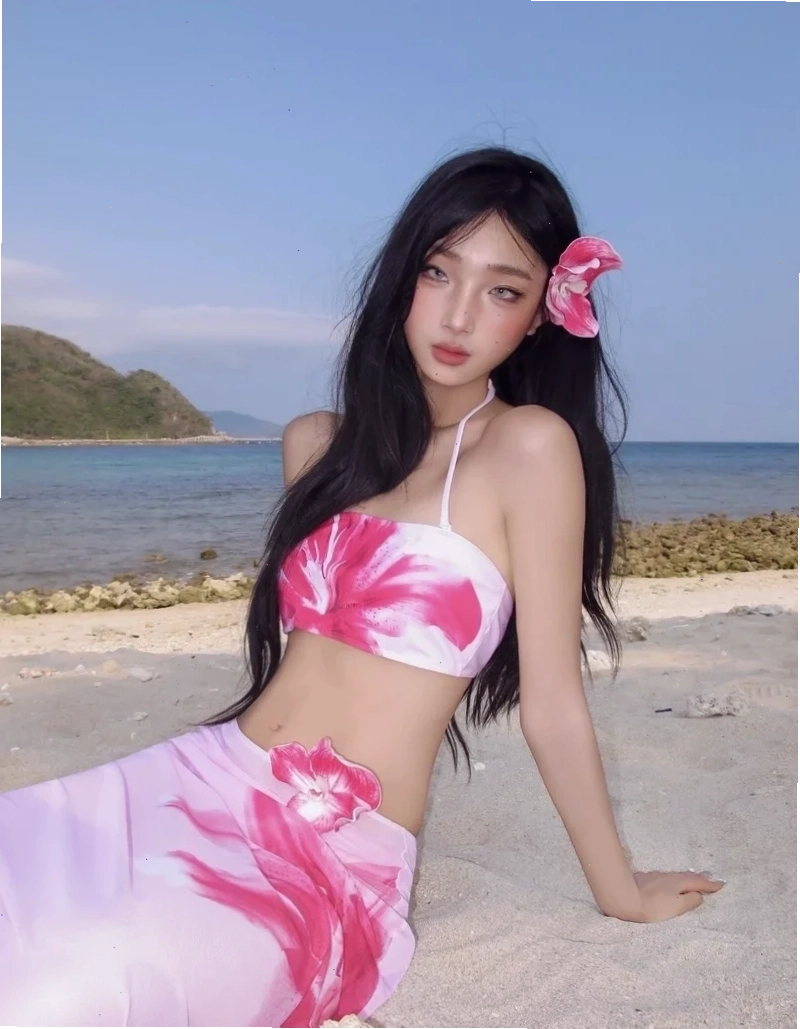gái đep mặc bikini thanh xuân