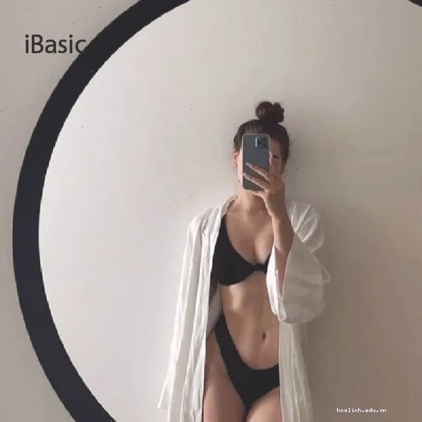 gái đẹp mặc đồ bơi